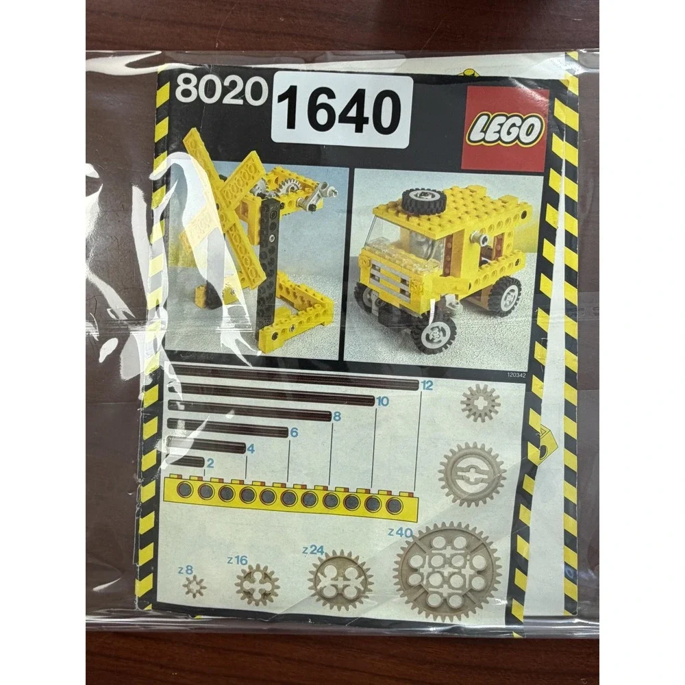 Vintage LEGO Technic 8020 Universal Set Instruction Manual Booklet‎ 1984